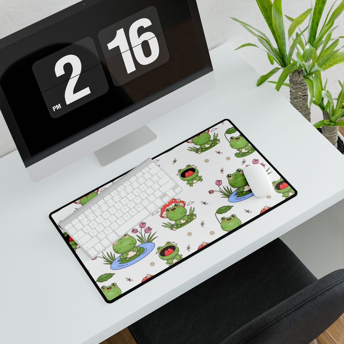 Desk Mat - Cute Frogs